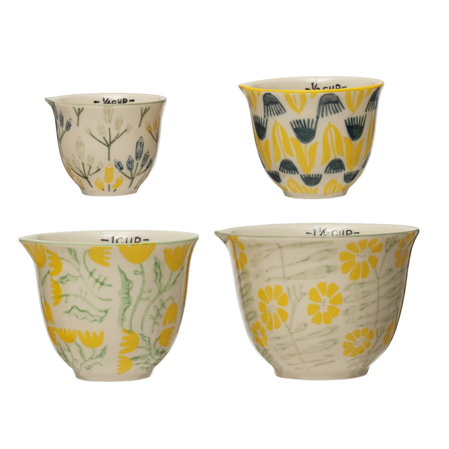 Creative Co-Op Stoneware Measuring Cups (Set of 4) | Floral Pattern