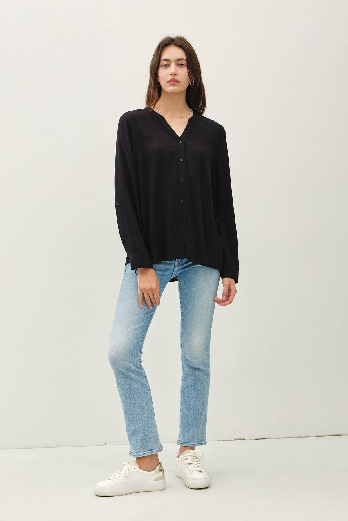 V-NECK MANDARIN COLLAR BUTTON DOWN SHIRT