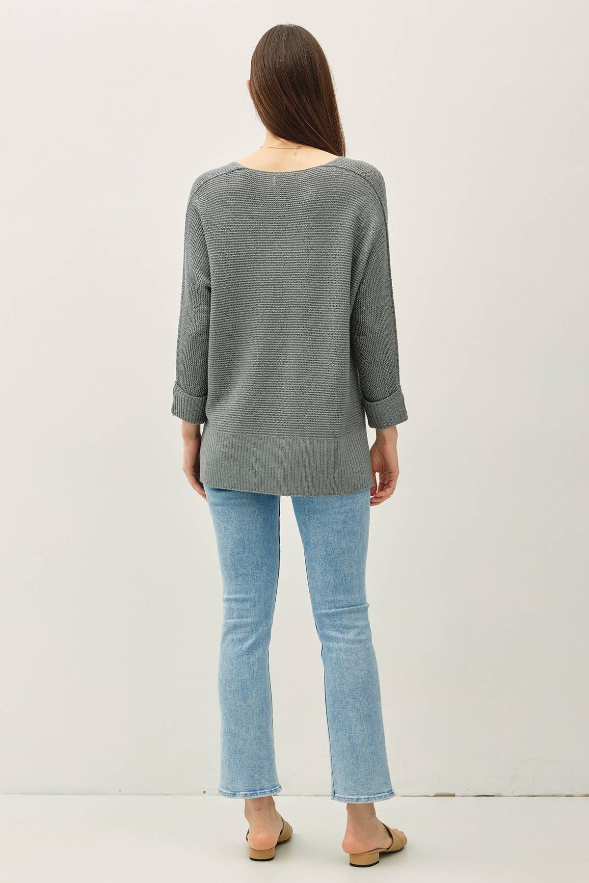 V-NECK DOLMAN SLEEVE W. ROLL CUFF SWEATER
