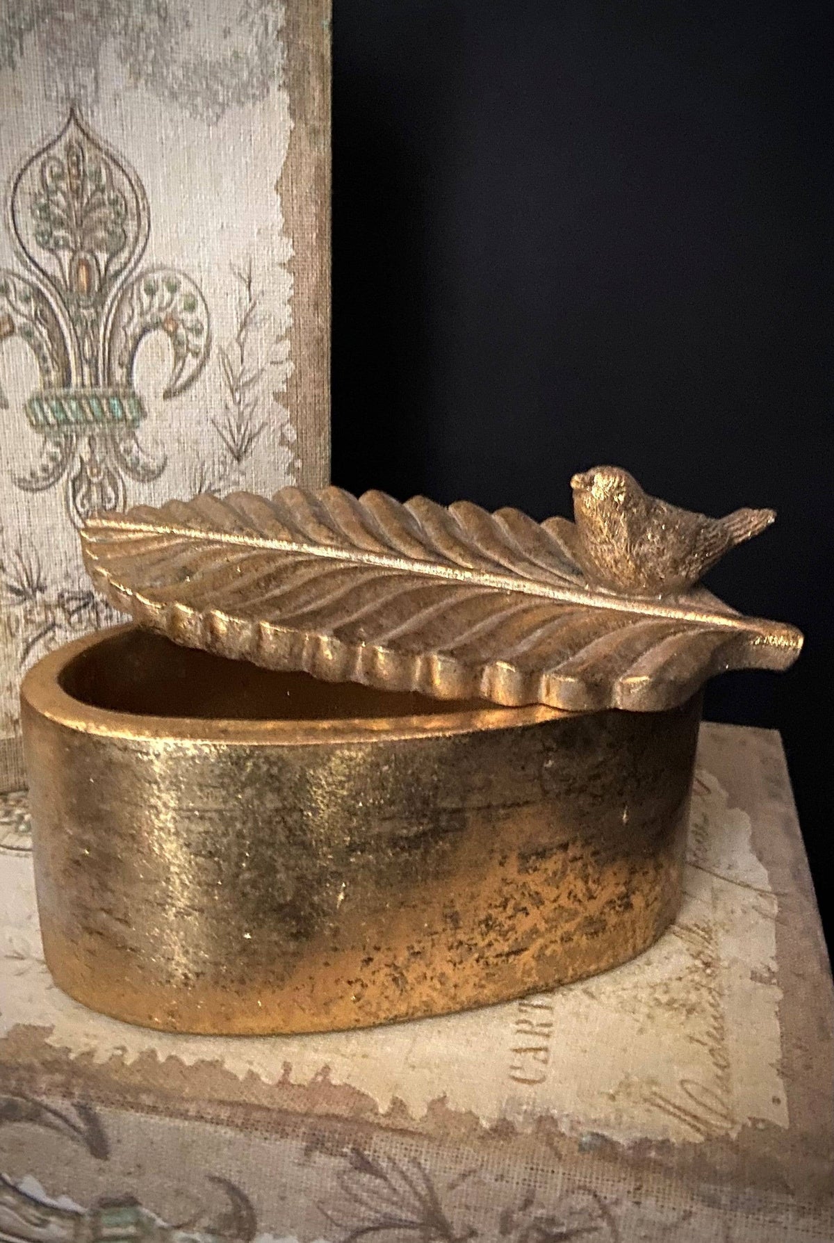 Gilded Trinket Box, Oval