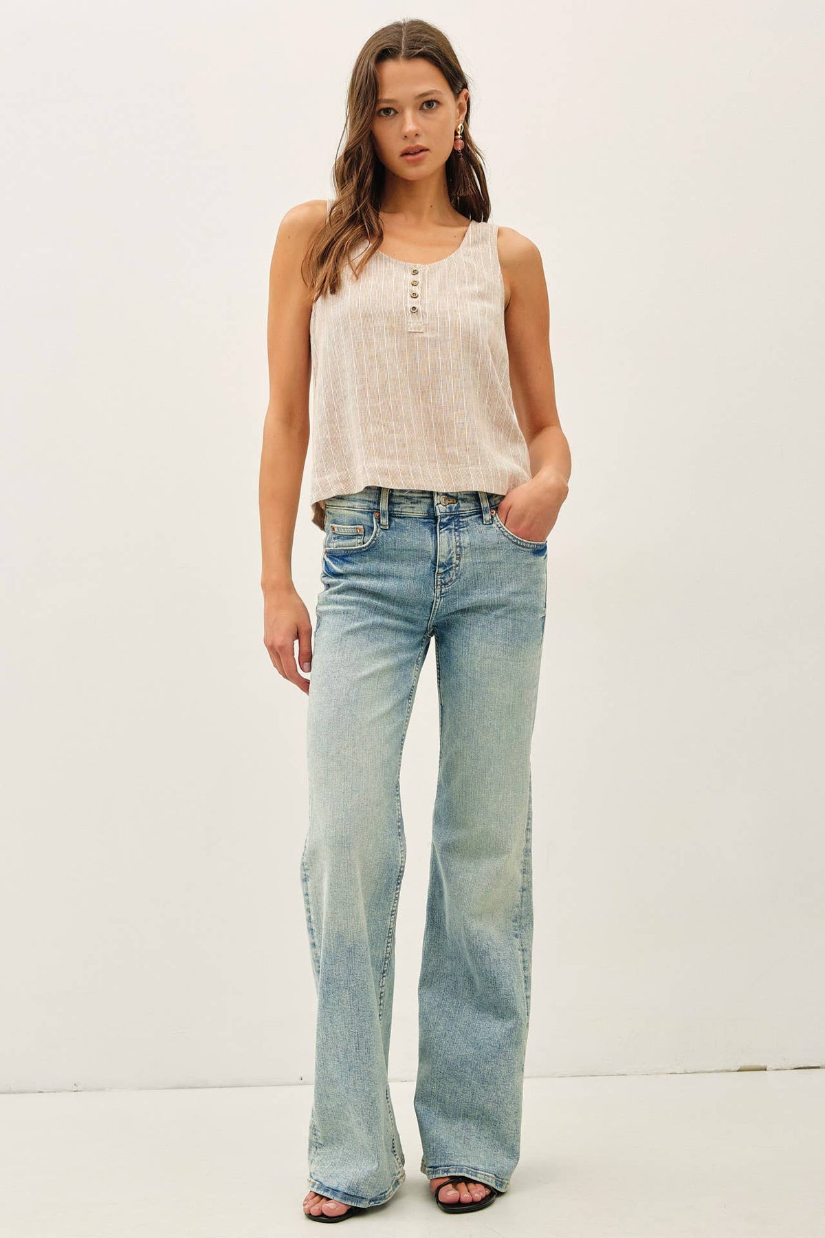 LINEN BLENDED BOXY CROPPED HENLEY TANK