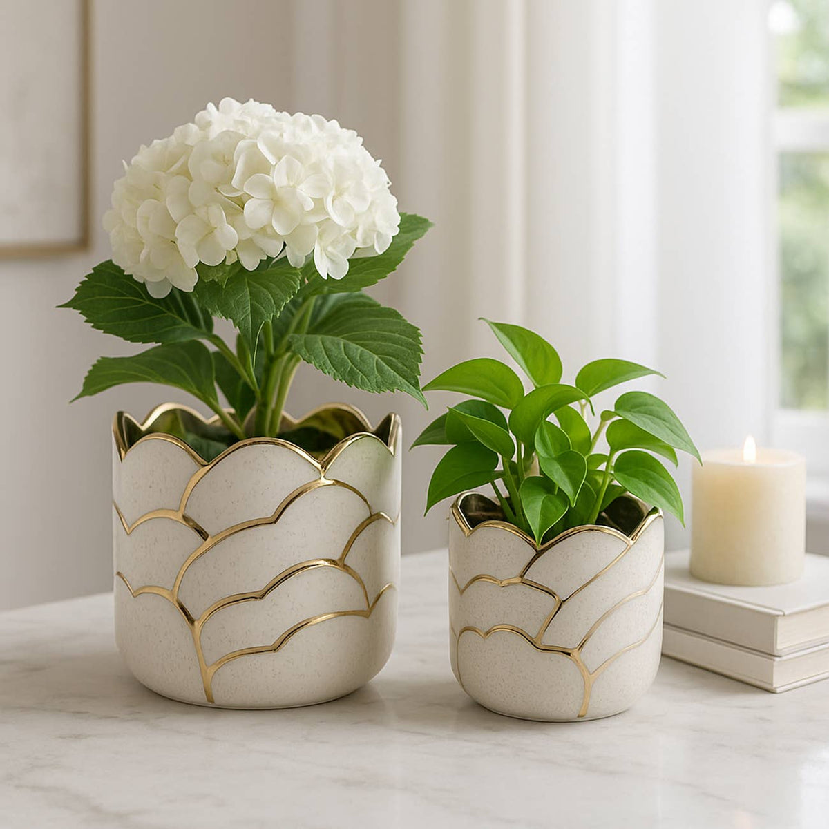 Ivory/Gold Resin Cloud Planter