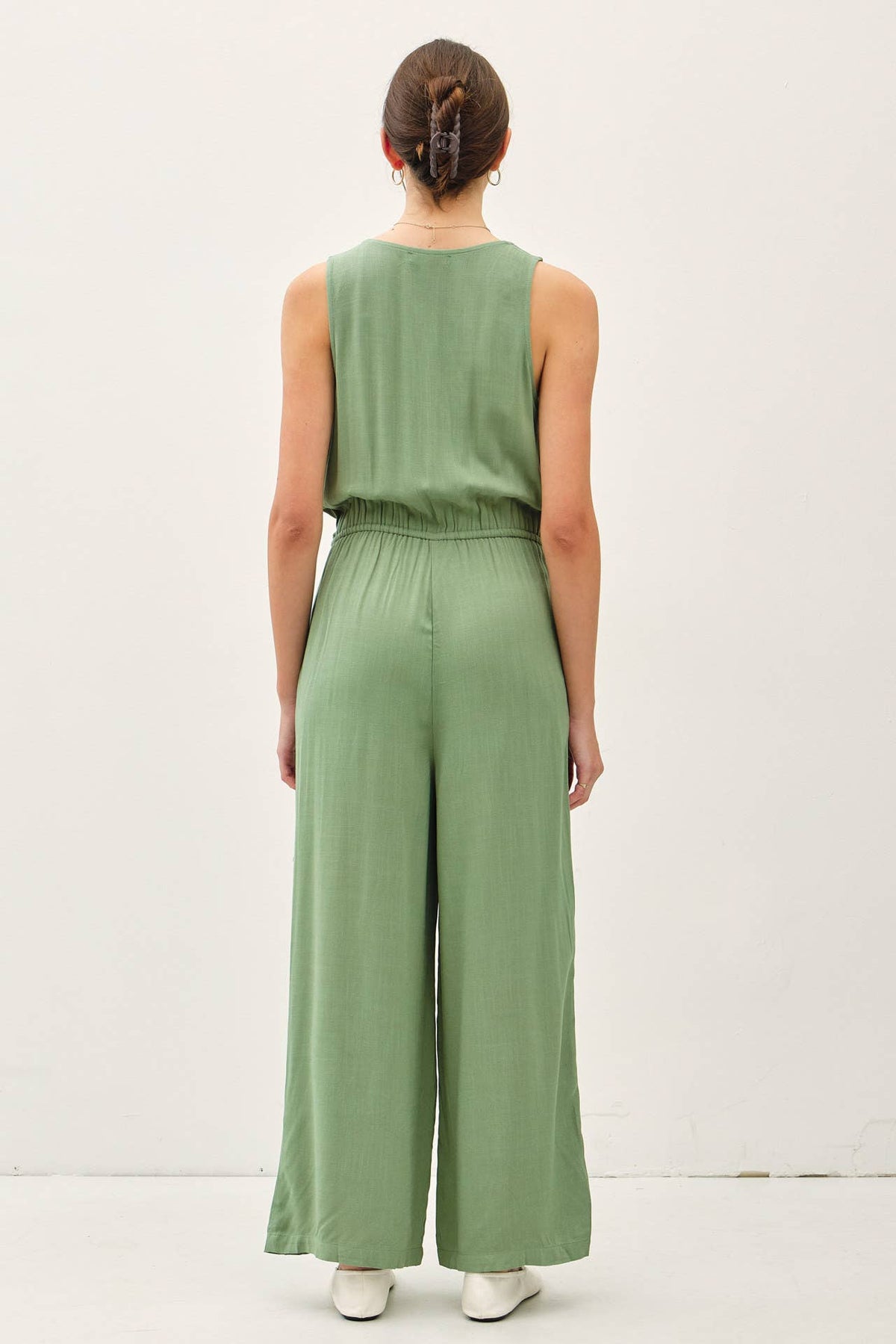 BUTTON UP V-NECK JUMPSUIT