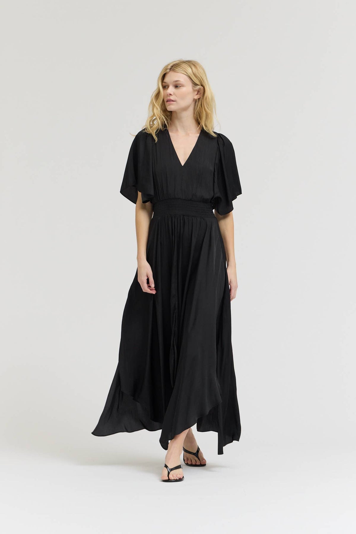  UNBALANCED SKIRT MAXI DRESS