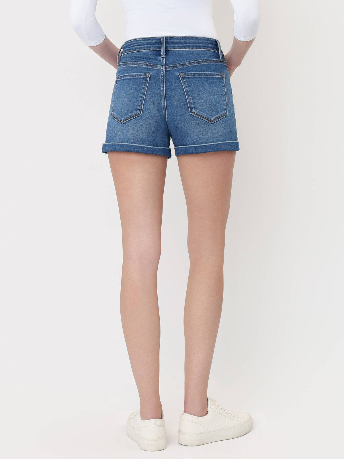 HIGH RISE SUPER SOFT CUFFED DENIM SHORTS V3843