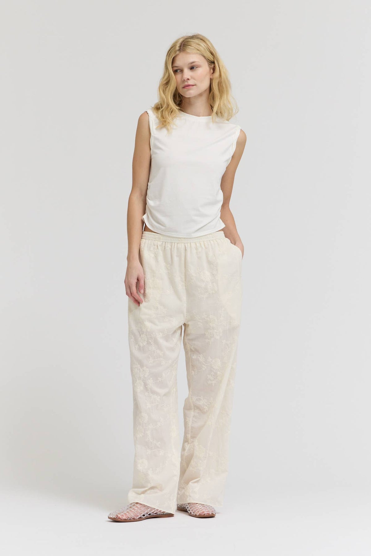  TWIST DETAIL COTTON SLEEVELESS TOP