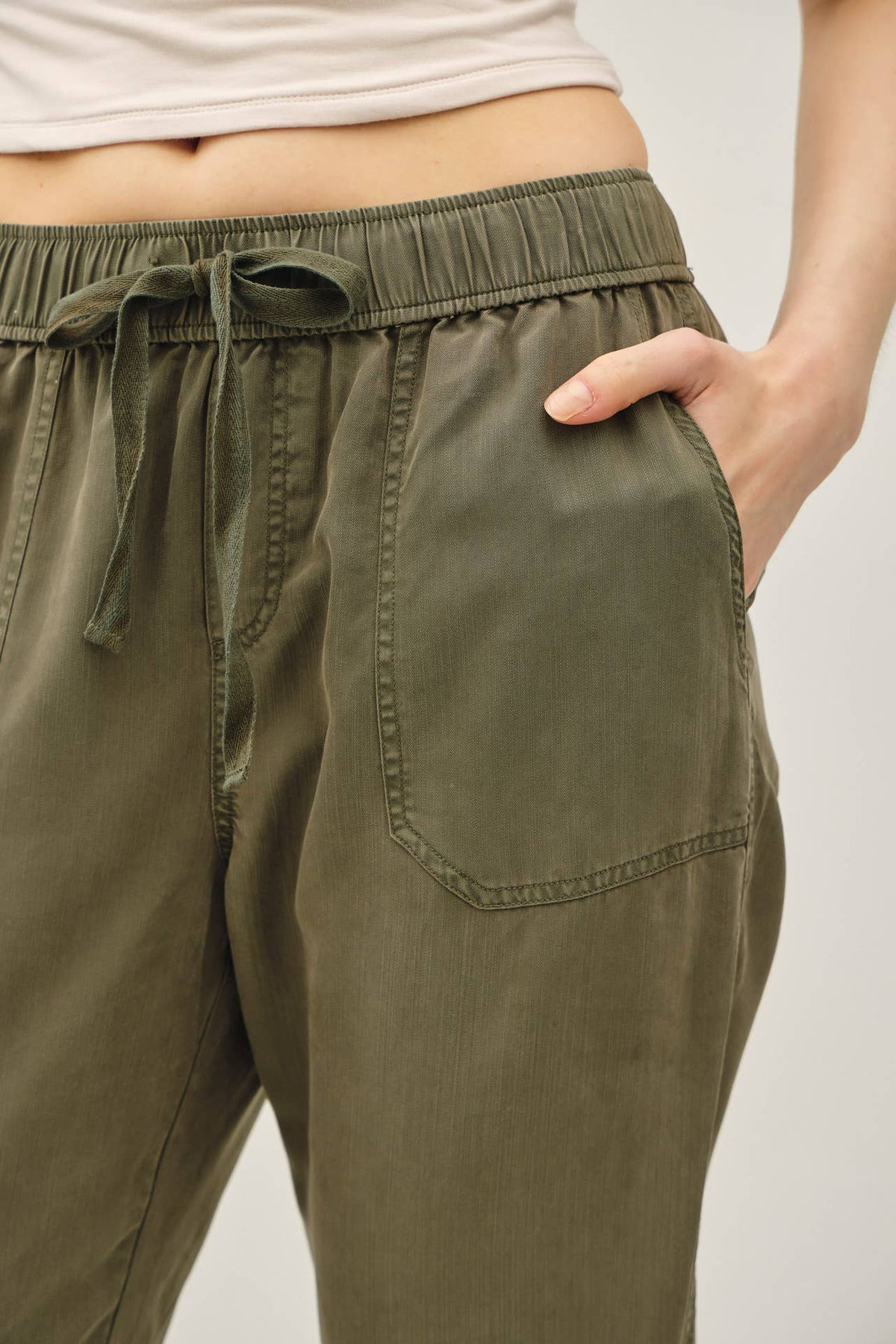 NEW COLOR -TENCEL TAPERED PANTS