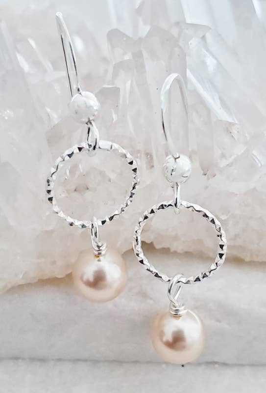 Diamond Cut w/ Crystal Pearls Earrings - Peach