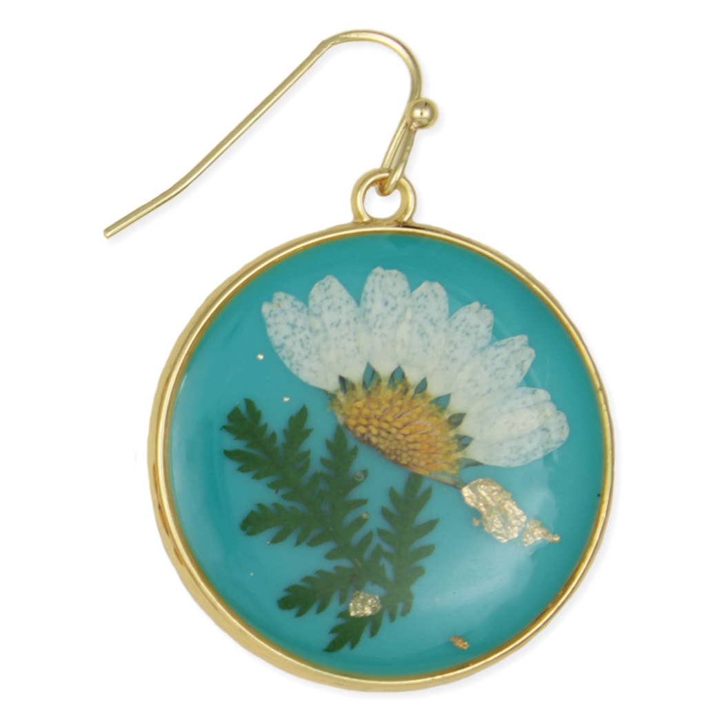 Blue Skies White Dried Flower Gold Round Earrings