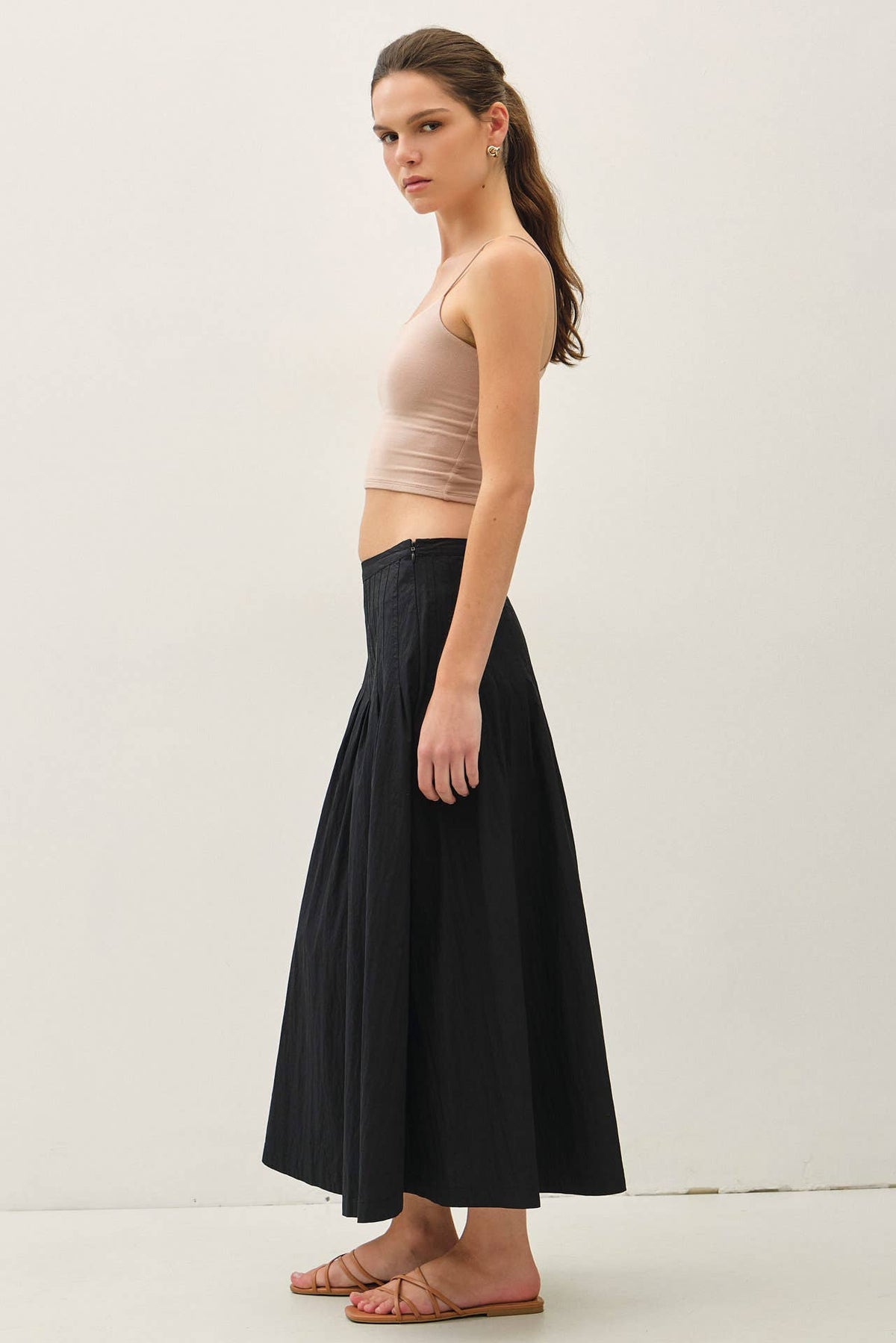 CRISP PLEATED MIDI SKIRT