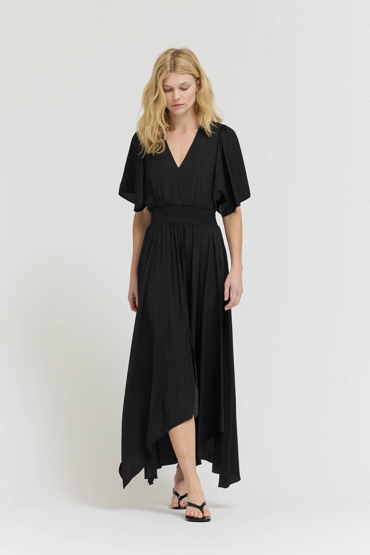  UNBALANCED SKIRT MAXI DRESS