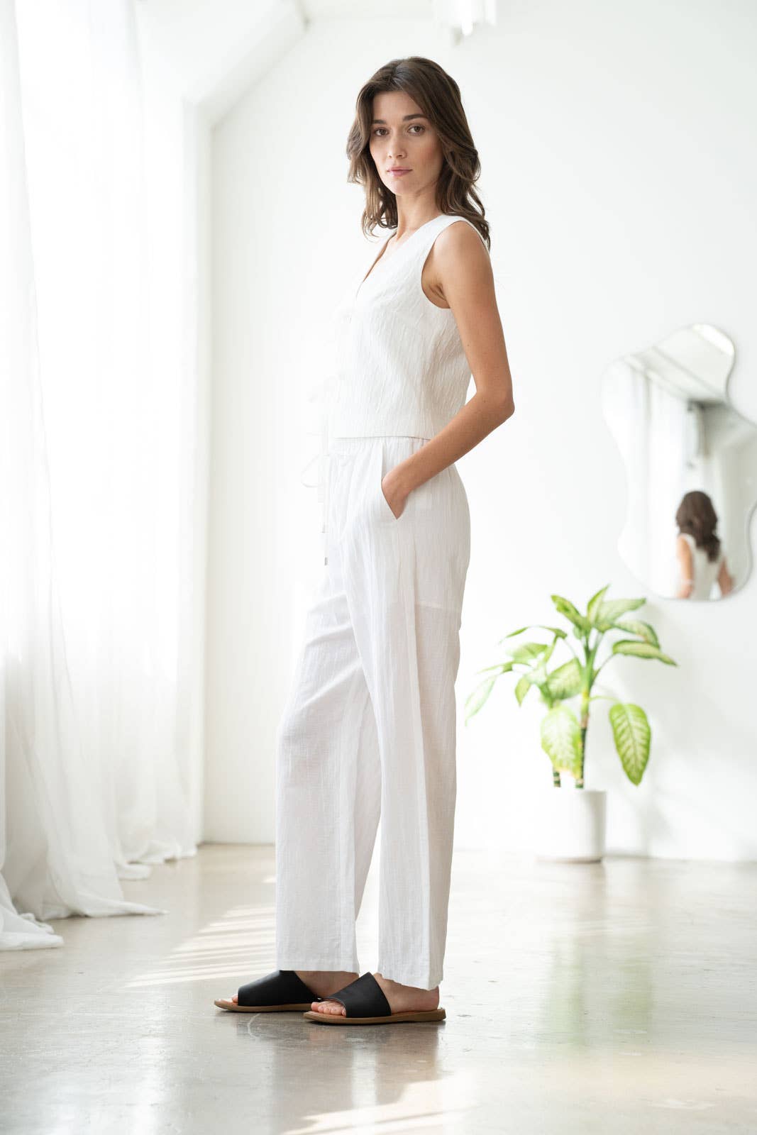 ELASTIC WAIST WIDE-LEG LINEN PANTS