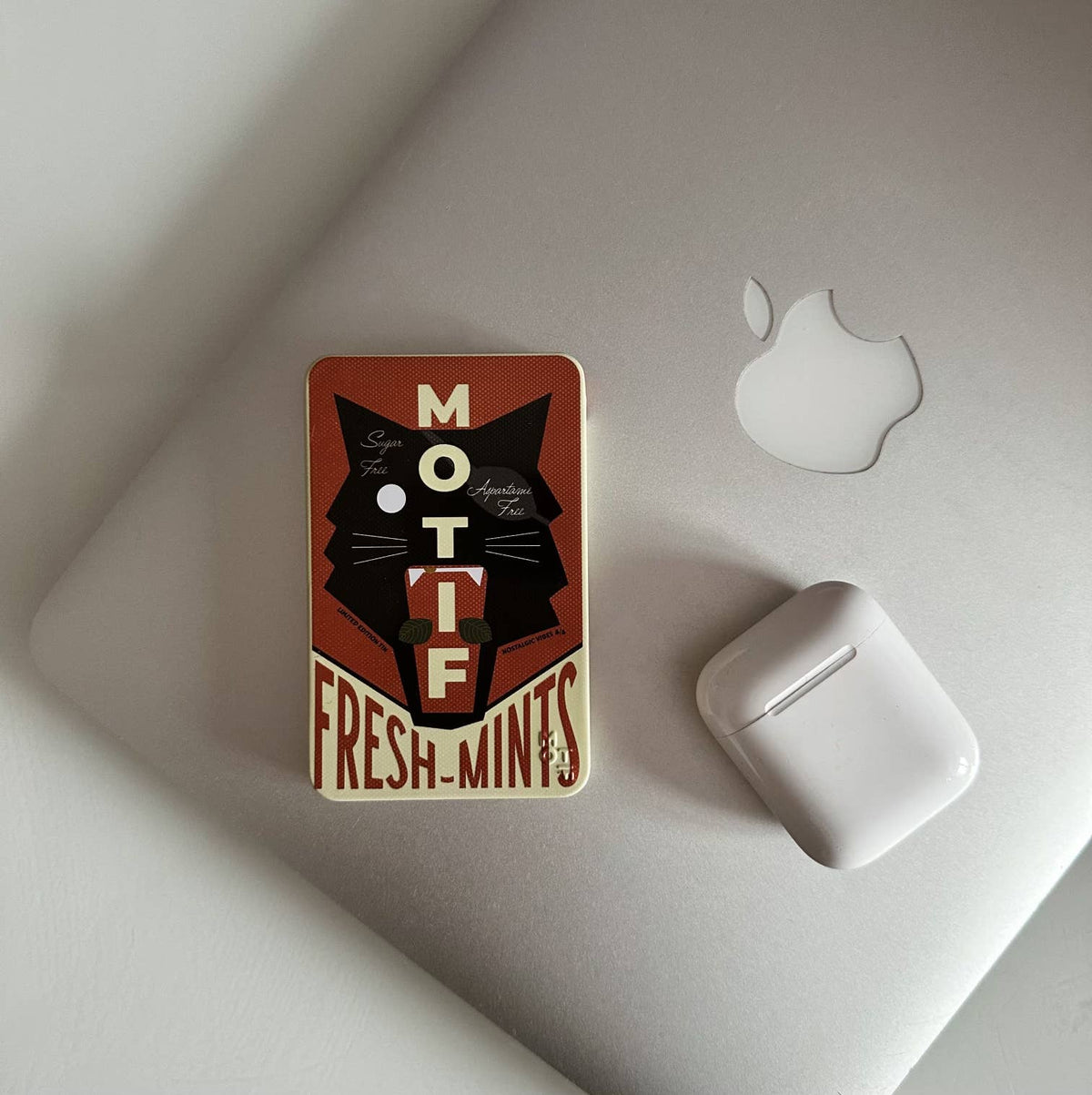 Motif Nostalgic Vibes - pk 36