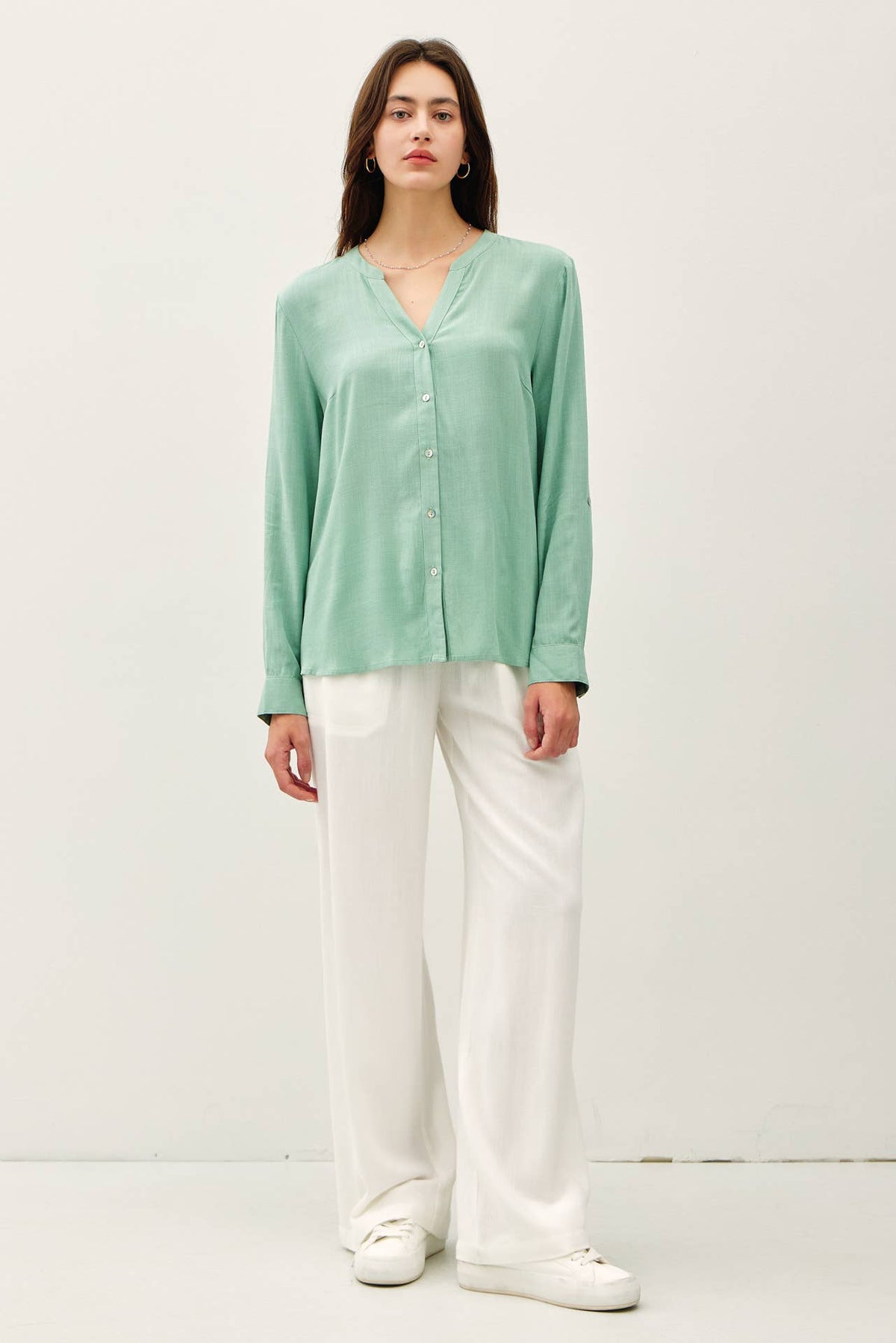 V-NECK MANDARIN COLLAR BUTTON DOWN SHIRT