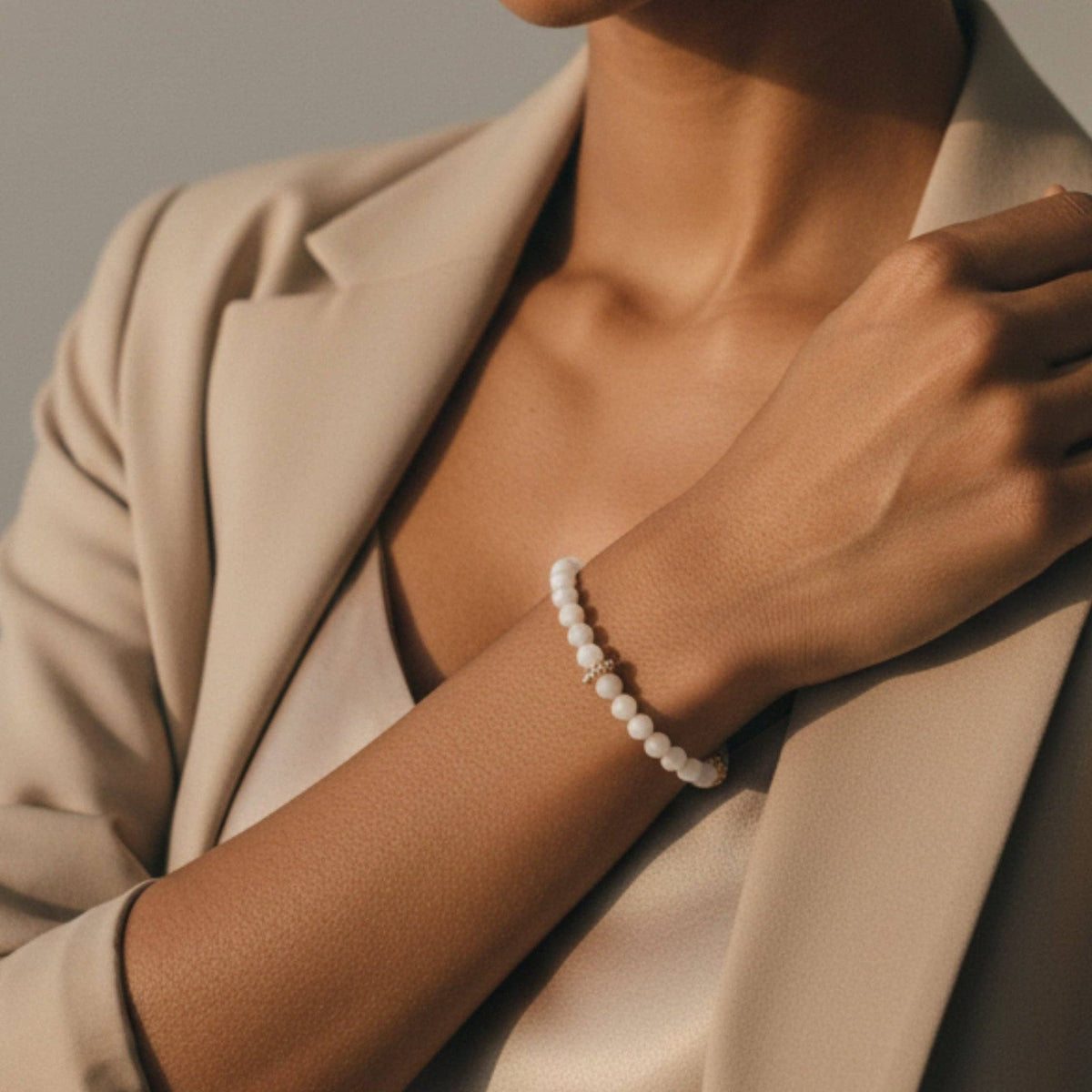 Gemstone Bracelet-6mm-Moonstone