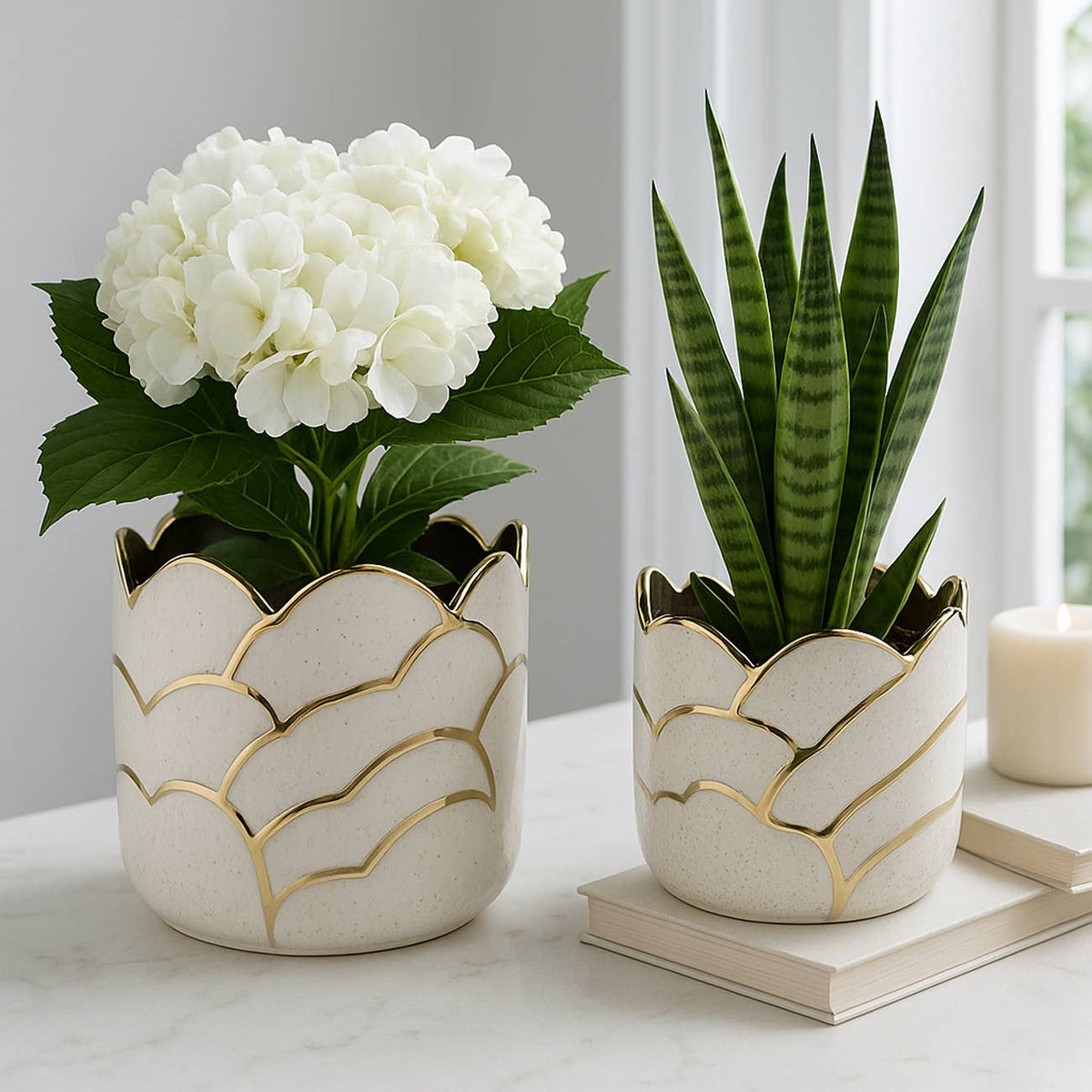 Ivory/Gold Resin Cloud Planter