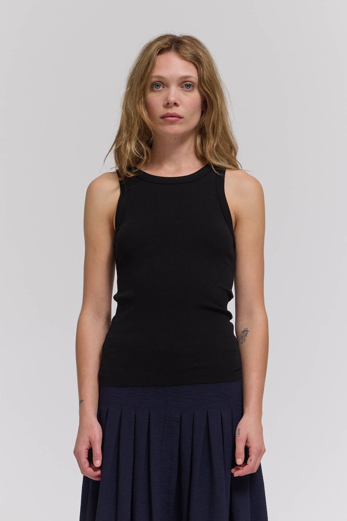 BIINDING TANK TOP