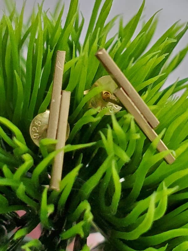 Gold Double Line Bar Studs