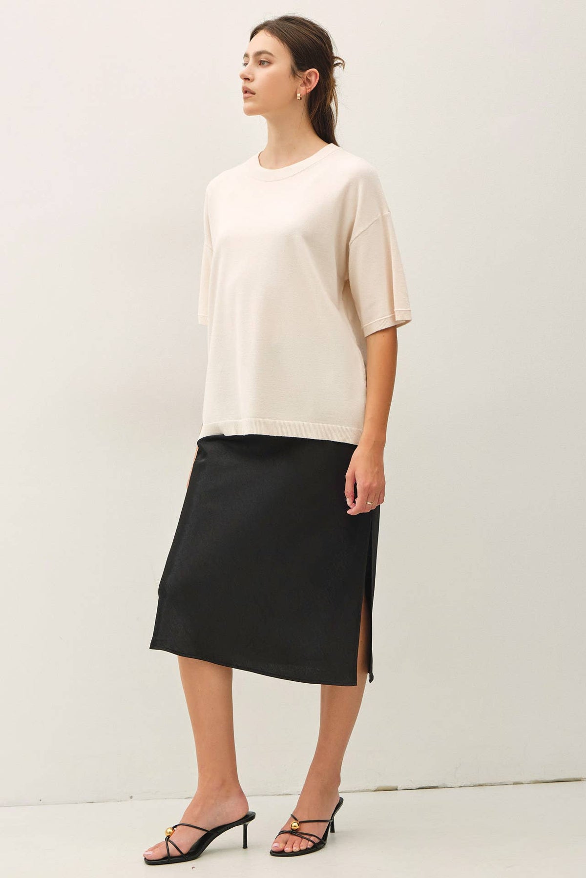 BOXY FIT HALF SLEEVE CREWNECK SWEATER