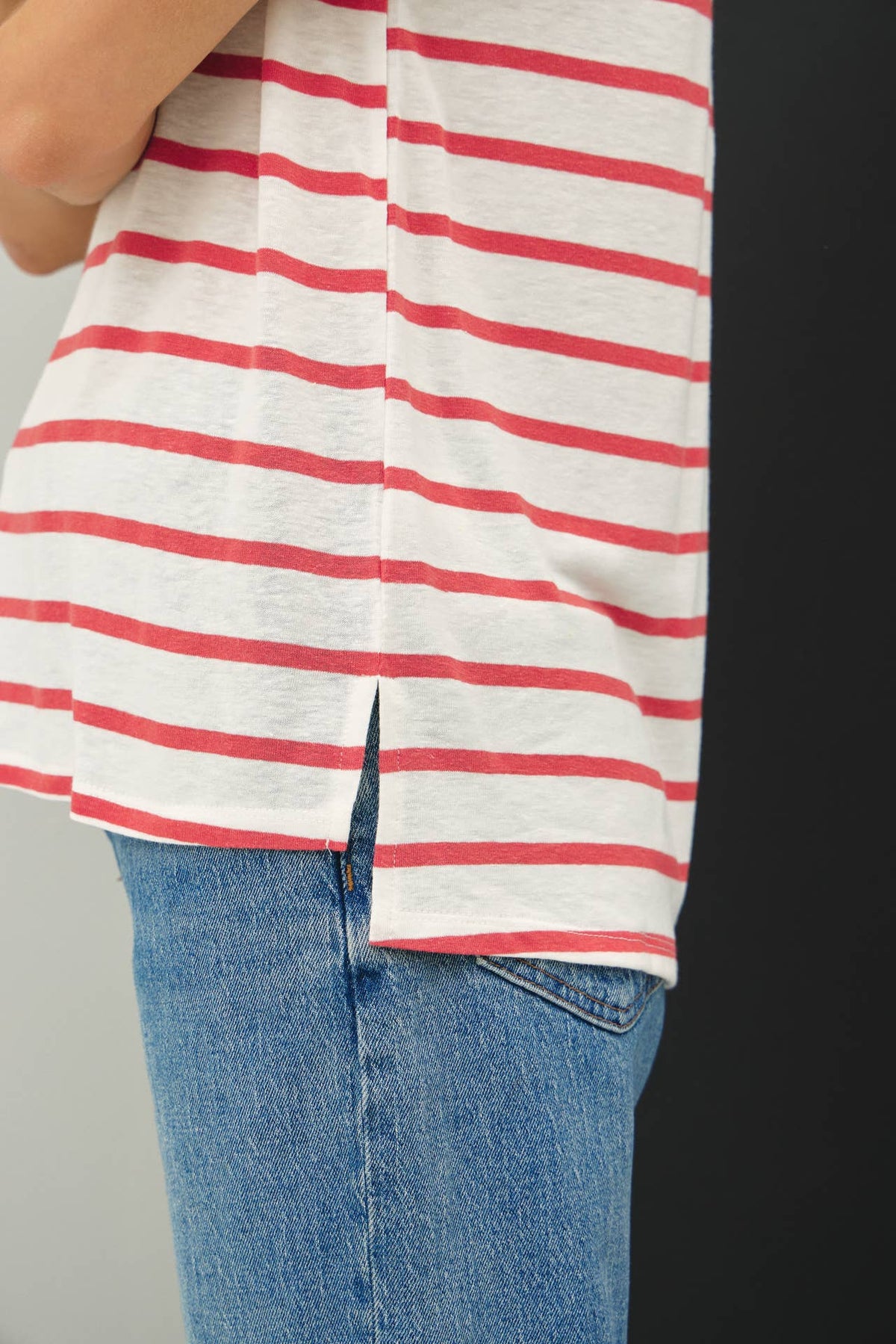 COTTON LINEN BLEND RELAXED FIT STRIPED T-SHIRT