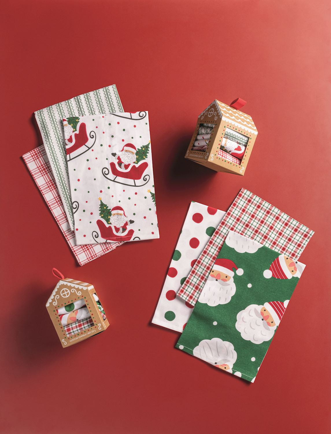 Santa Face Gingerbread House Towel Set