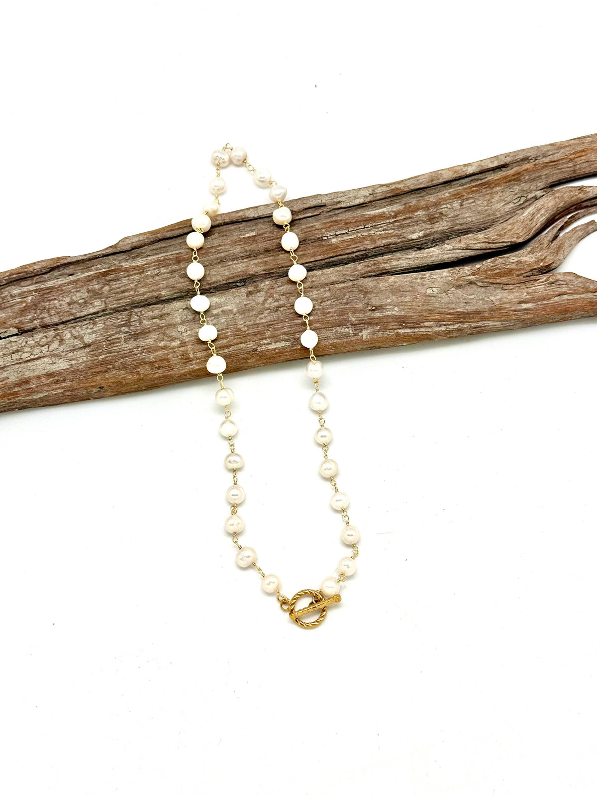 Necklace Genuine Freshwater Pearl on 14kWirePlated 18”