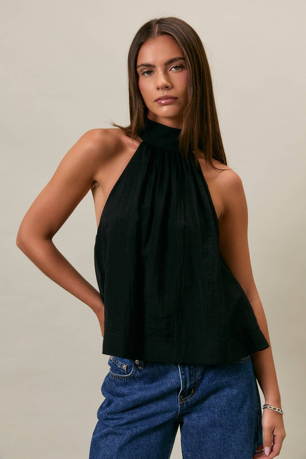 BOW DETAIL HALTER NECK FLARE TOP