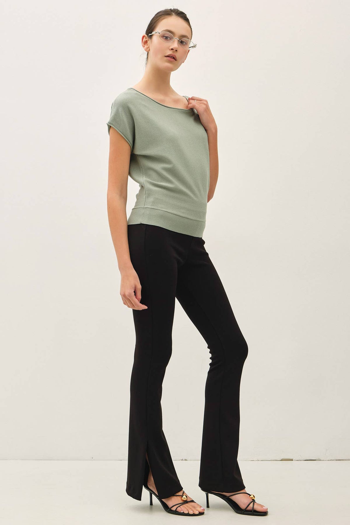 BOAT NECK CAP SLEEVE FINE SWEATER TOP