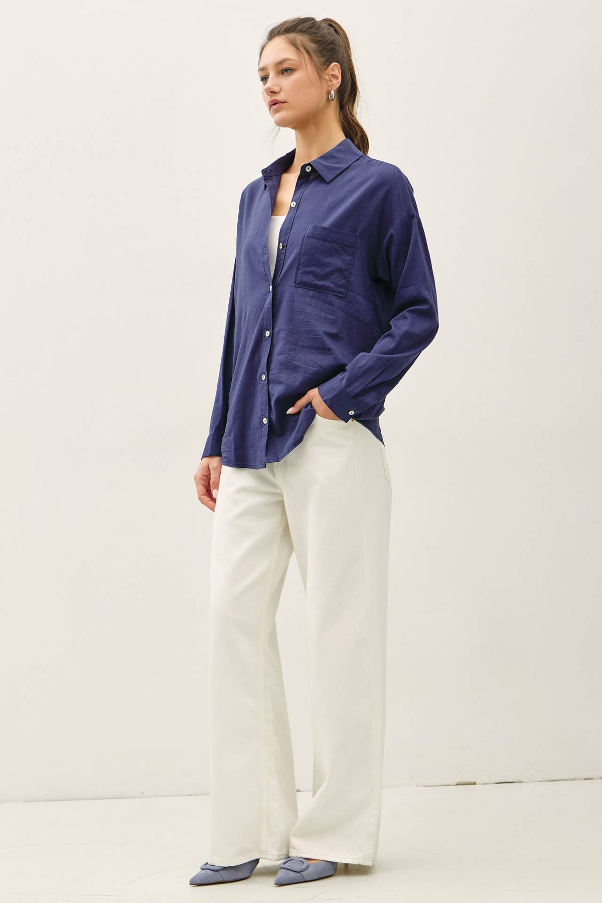 COTTON BLEND LIGHTWEIGHT OVERSIZED CLASSIC SHIRT
