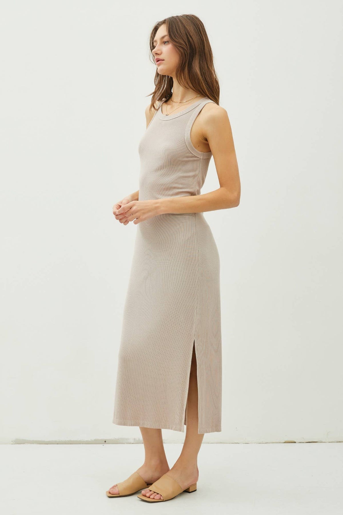 RIBBED KNIT SIDE SLIT SLEEVELESS TANK MIDI DRESS