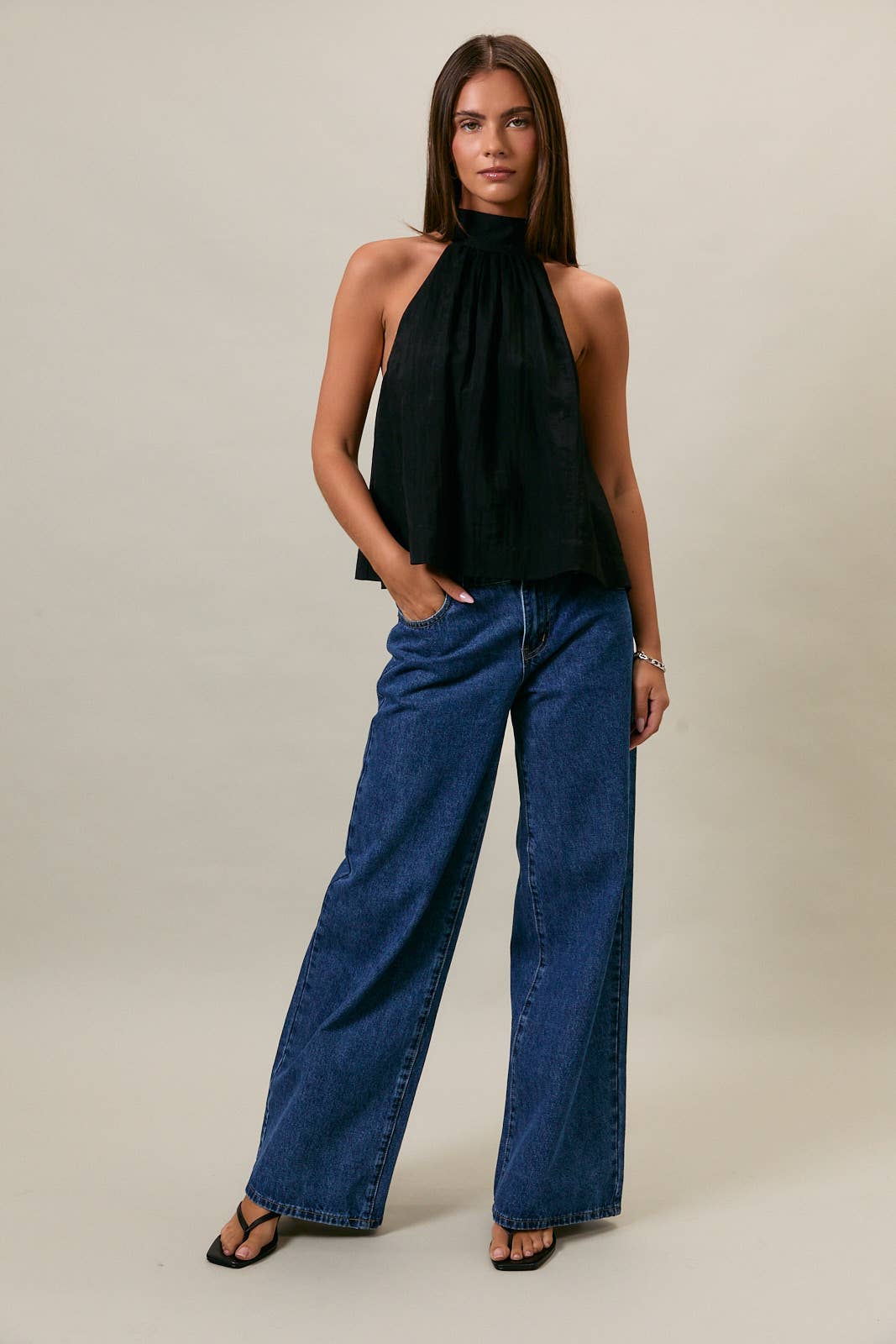 BOW DETAIL HALTER NECK FLARE TOP