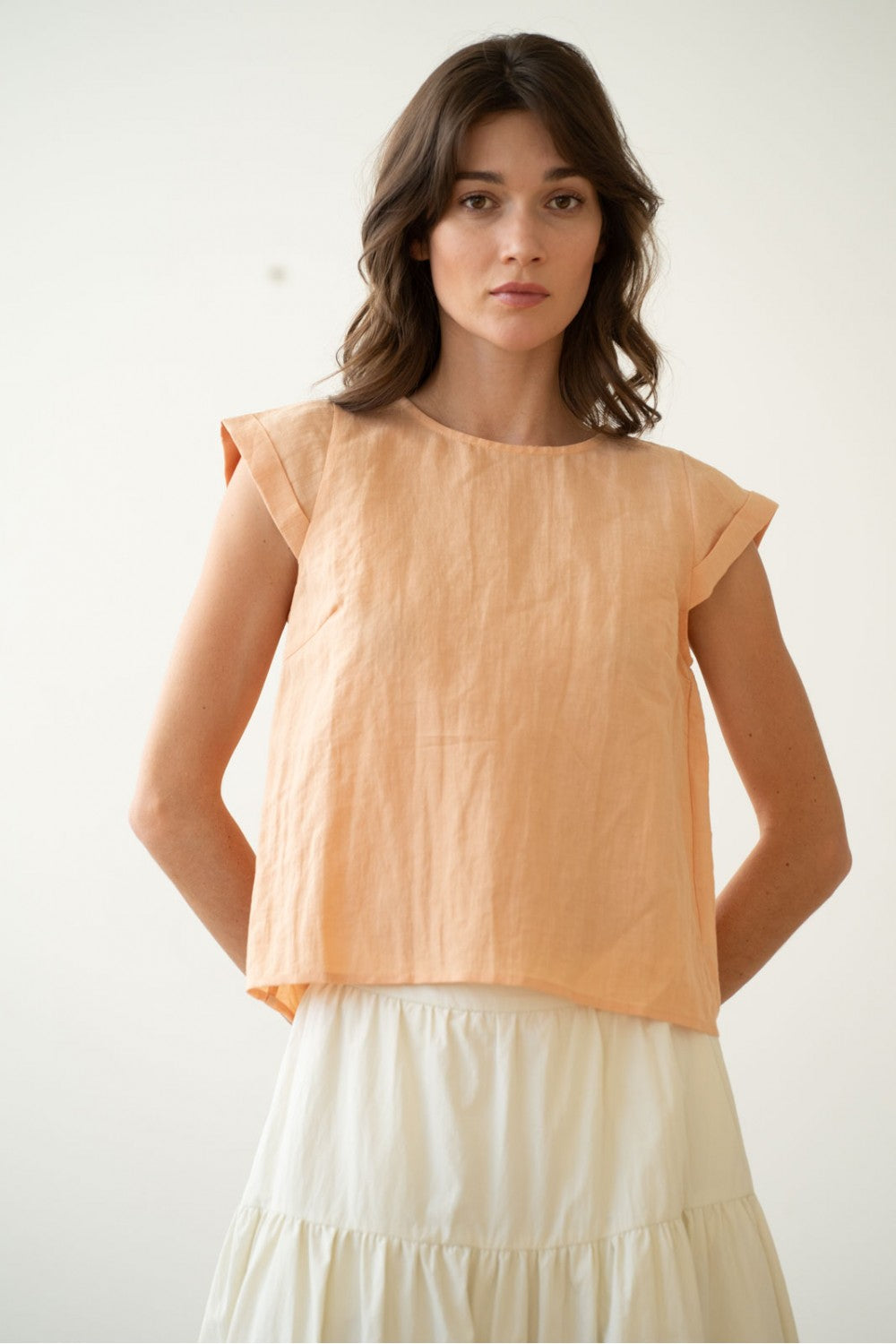 ROLLED CAP SLEEVE LINEN TOP