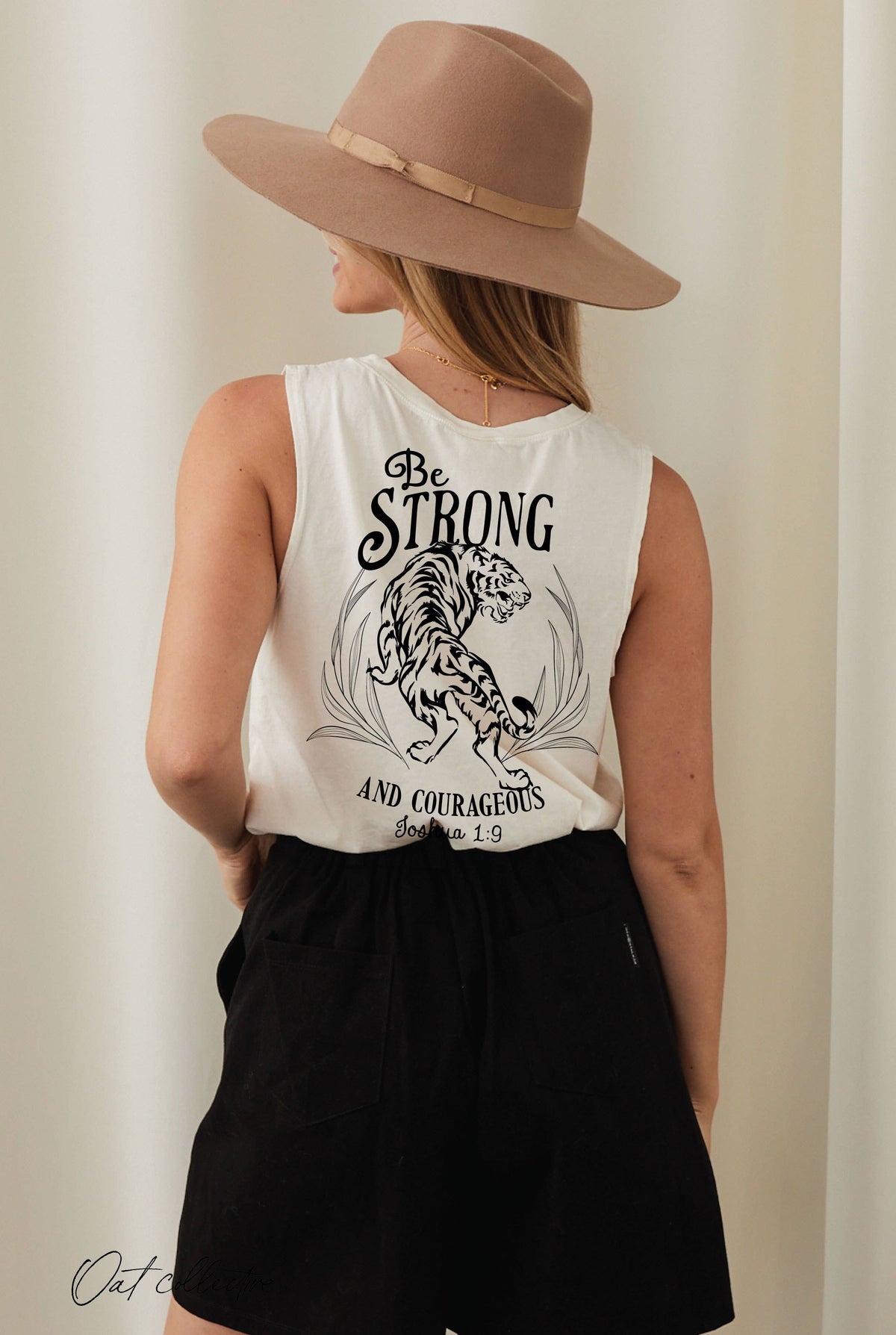 BE STRONG Mineral Graphic Tank Top