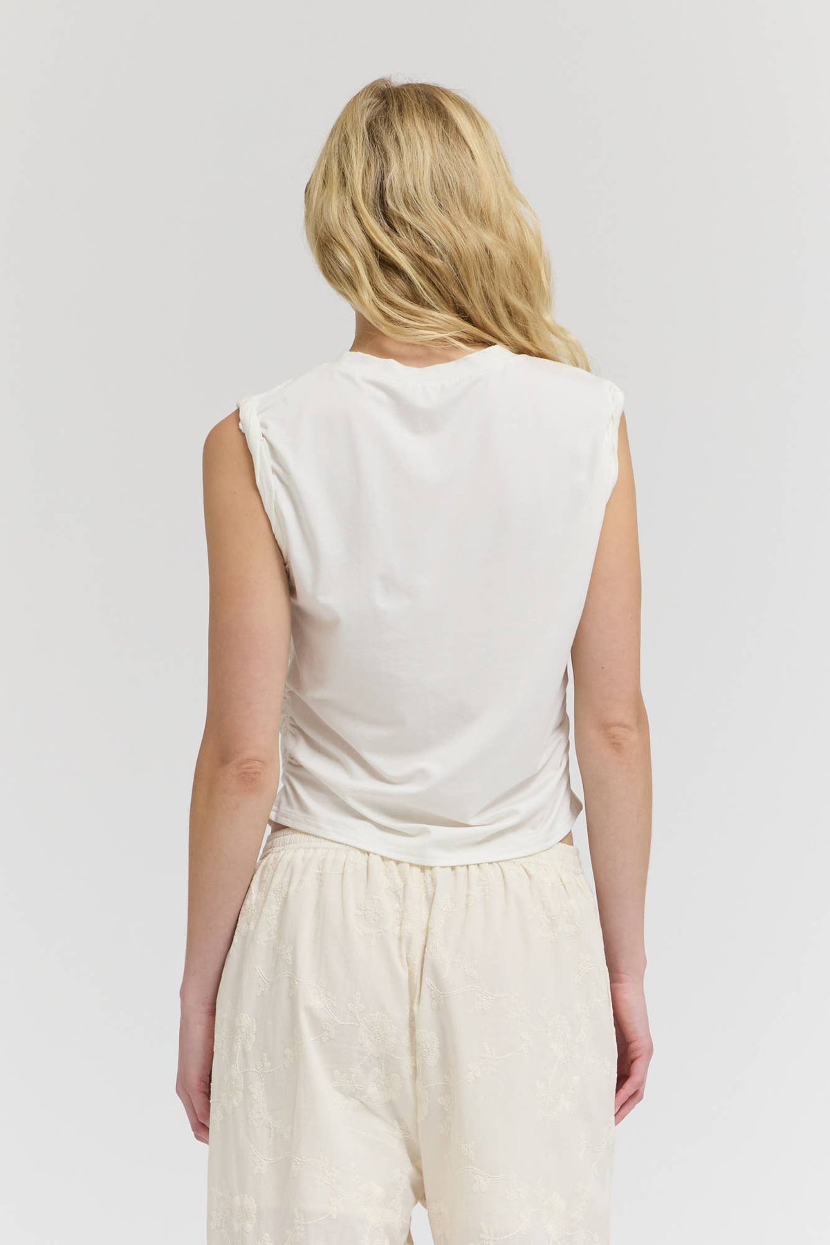  TWIST DETAIL COTTON SLEEVELESS TOP