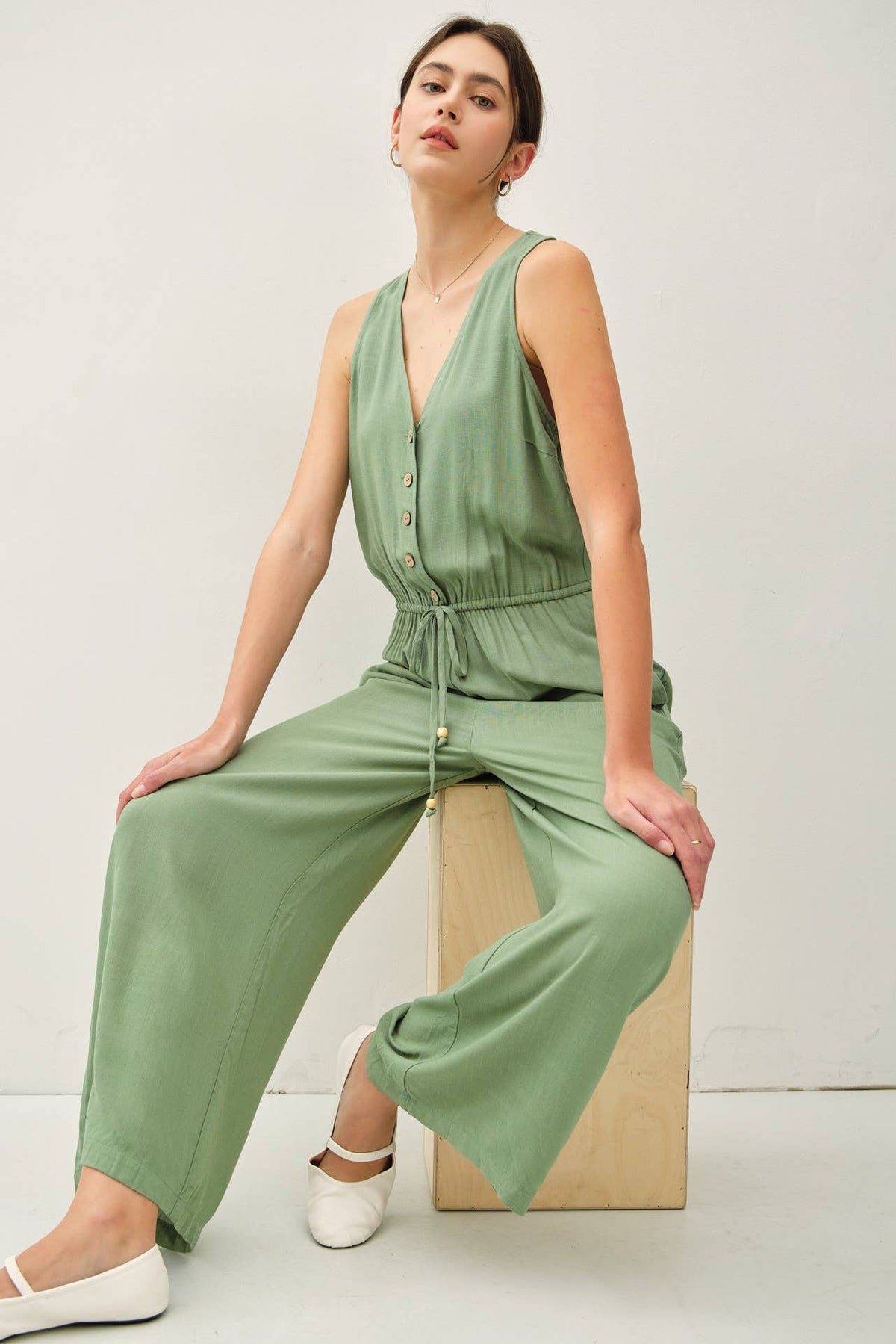BUTTON UP V-NECK JUMPSUIT