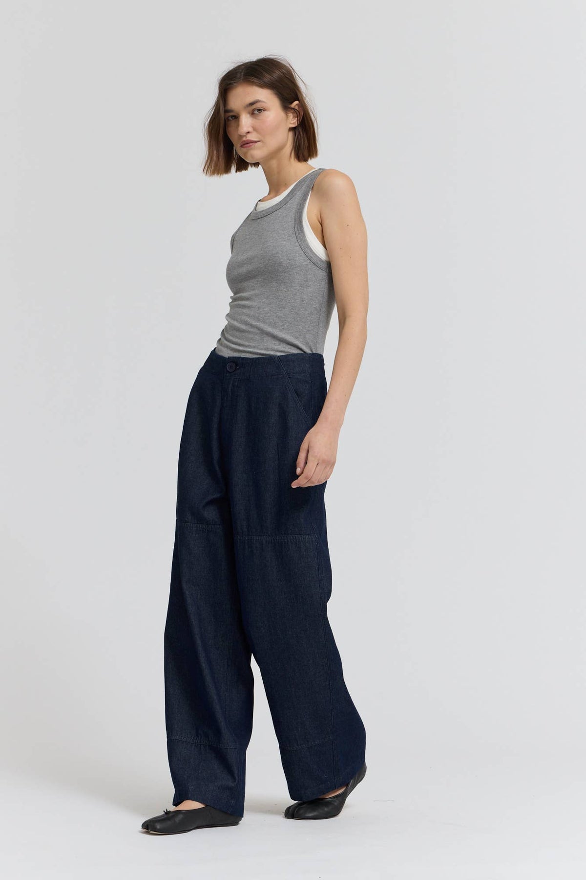 BIINDING TANK TOP