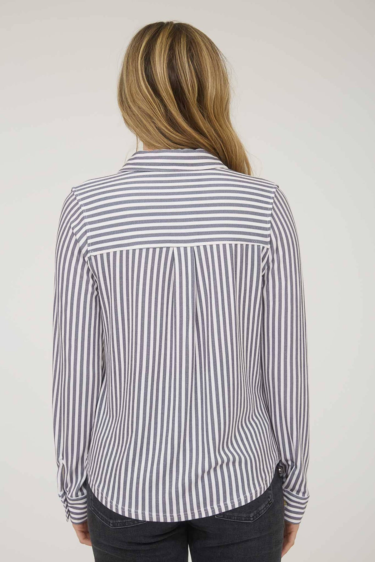 STRIPE COLLARED LONG SLEEVE BUTTON DOWN SHIRT