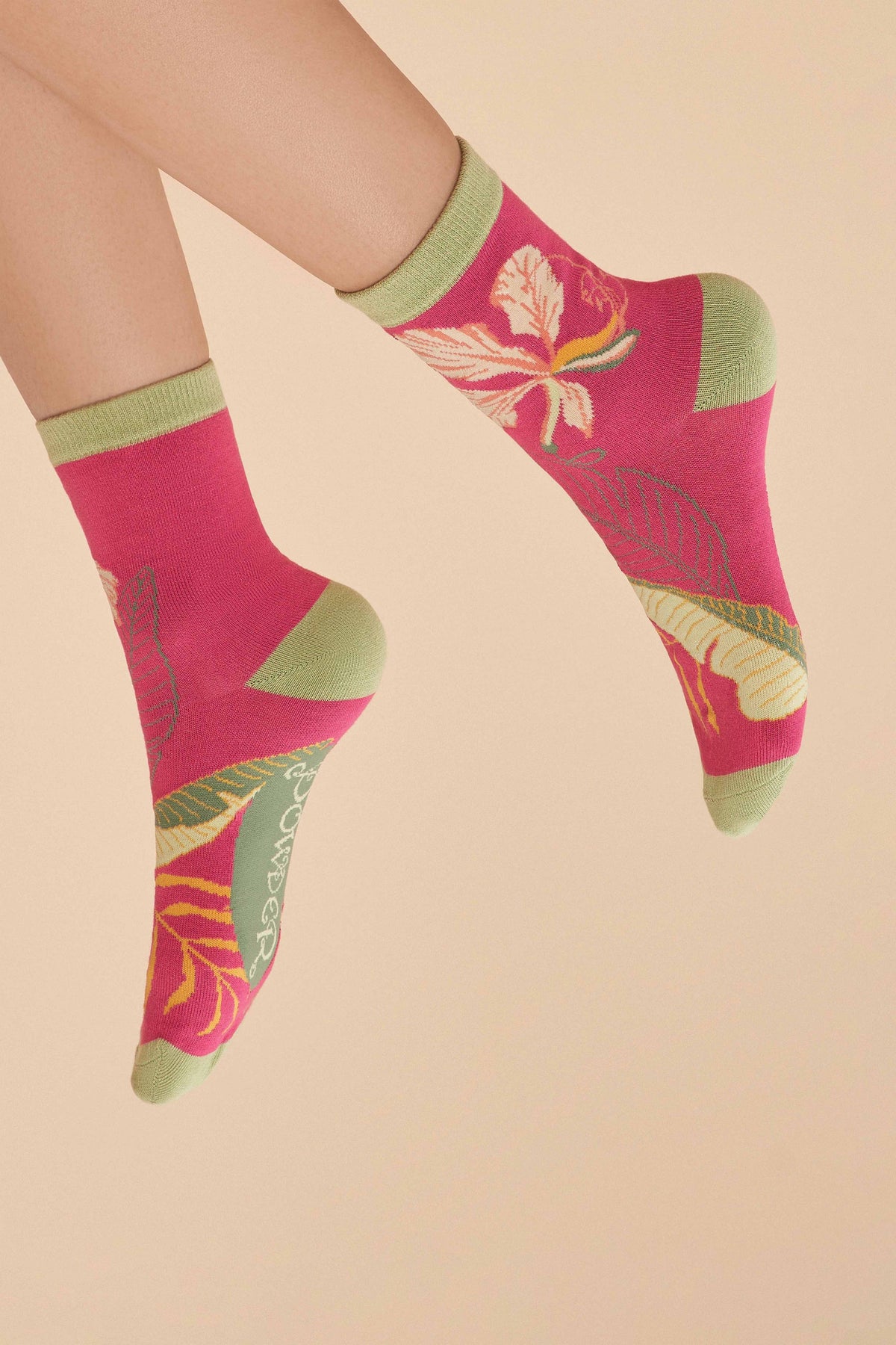 Delicate Tropical Ankle Socks - Dark Rose