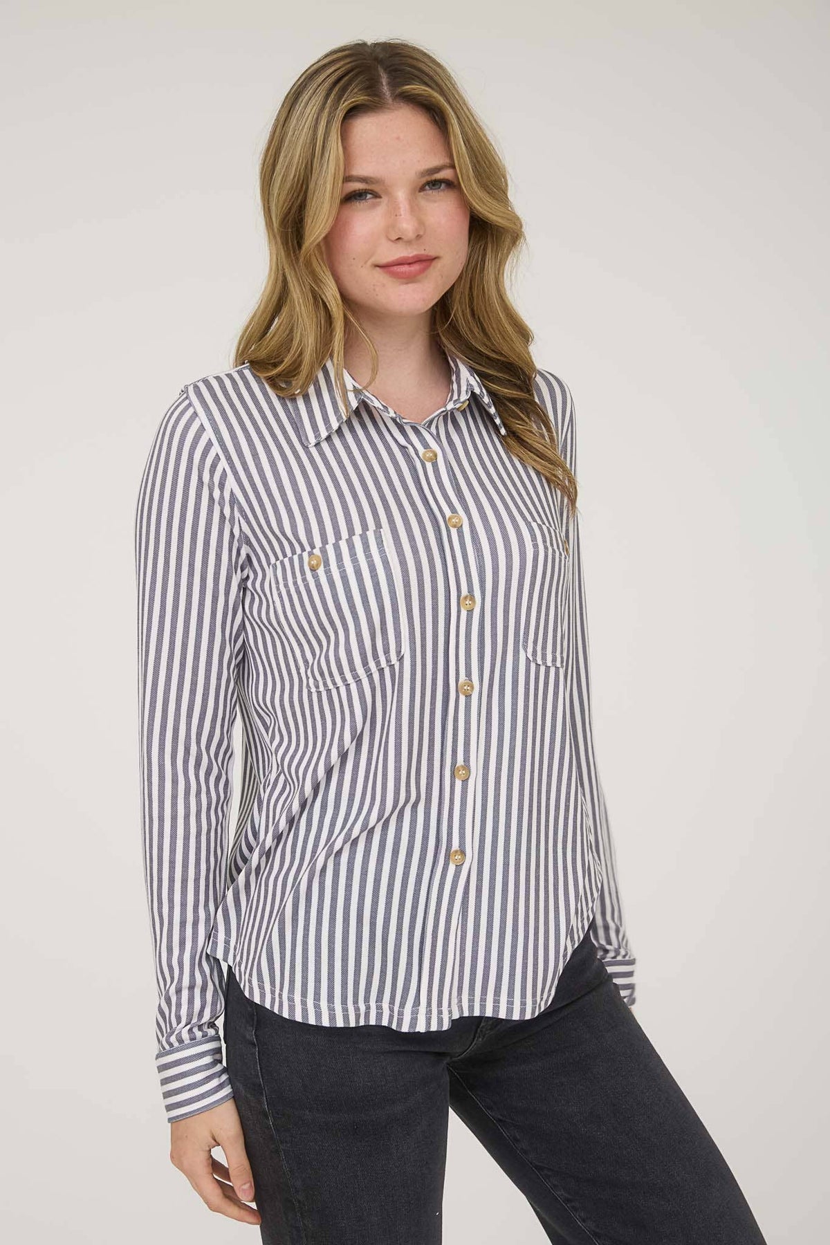 STRIPE COLLARED LONG SLEEVE BUTTON DOWN SHIRT