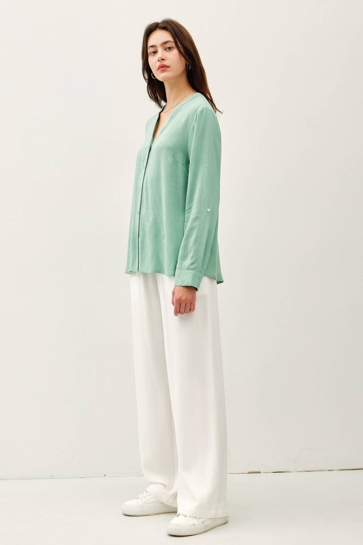 V-NECK MANDARIN COLLAR BUTTON DOWN SHIRT