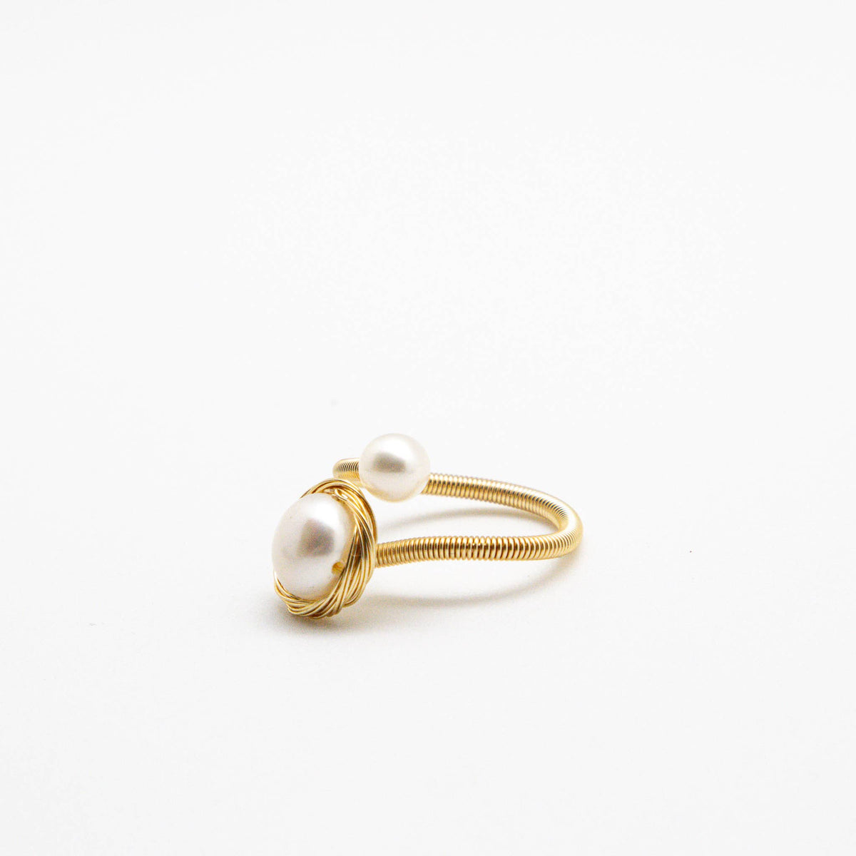 Ring  Freshwater Pearl Coin White w/Sm.Pearl Gold Adjustable