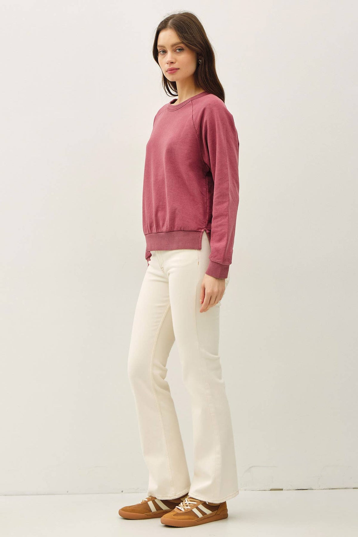 ACID WASH PULLOVER RAGLAN SWEATSHIRT