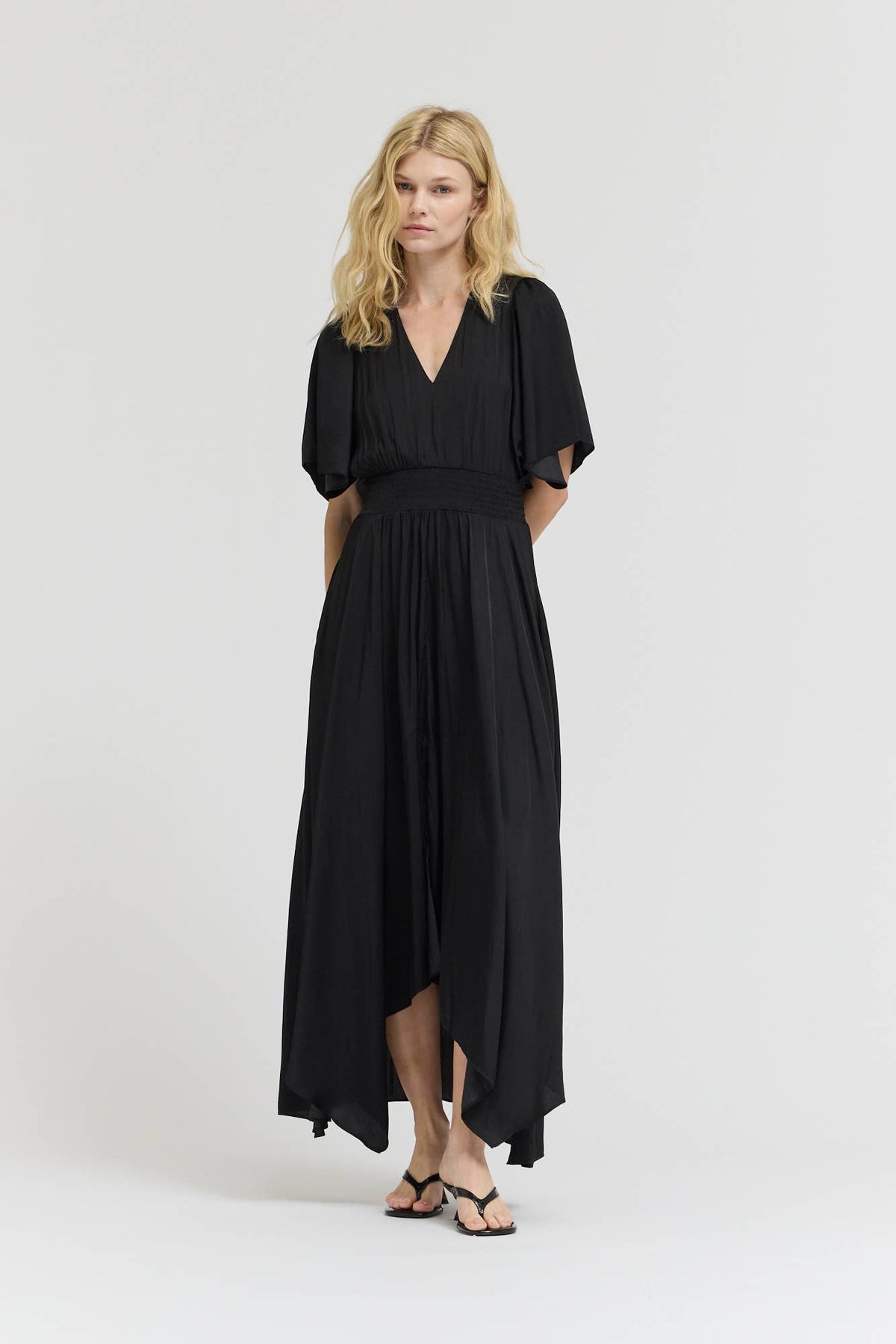  UNBALANCED SKIRT MAXI DRESS
