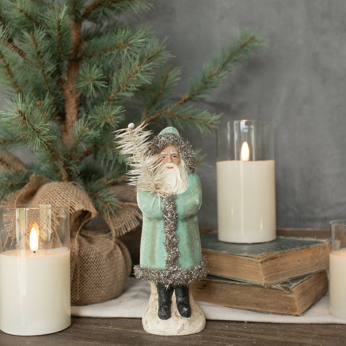 8" SOFT BLUE VELVET BELSNICKLE