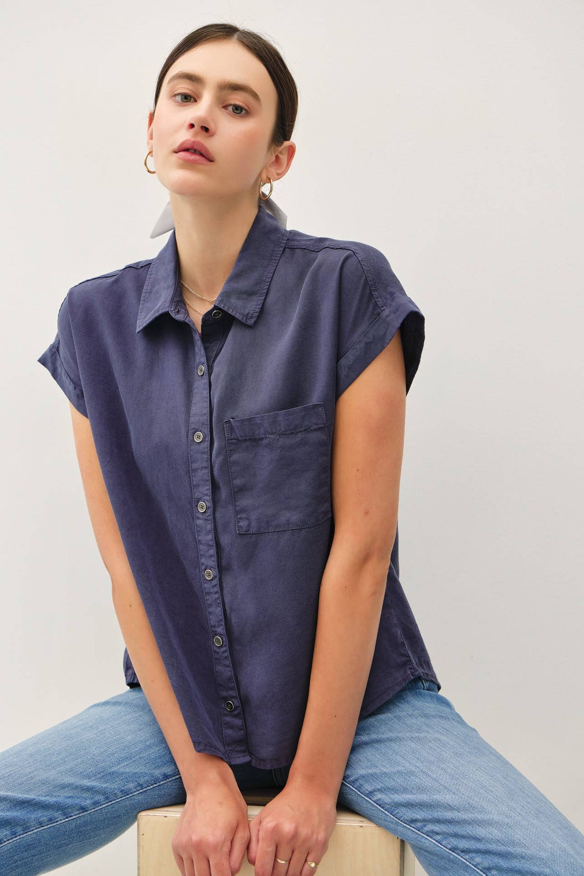 TENCEL SHORT DOLMAN SLEEVE BUTTON DOWN SHIRT