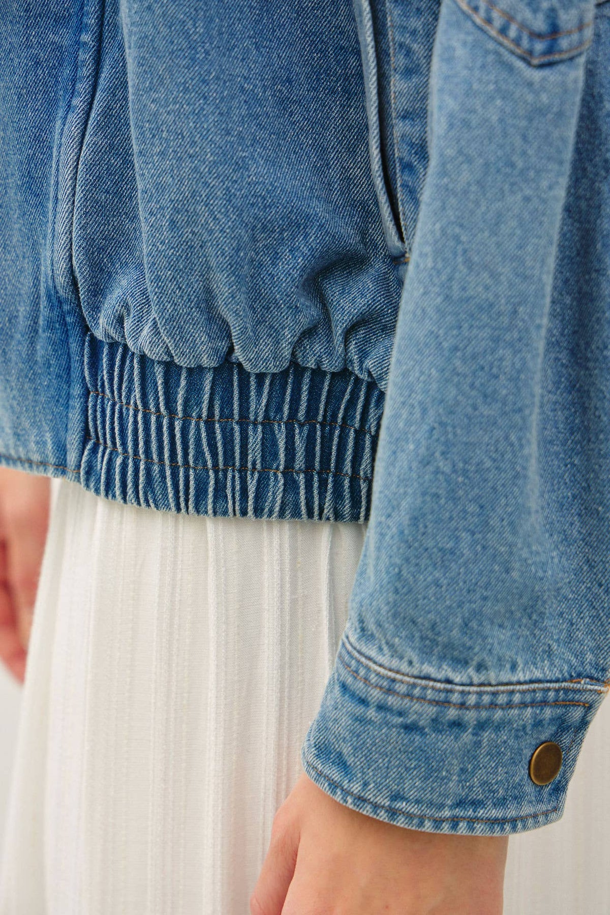 OVERSIZED BOMBER DENIM JACKET