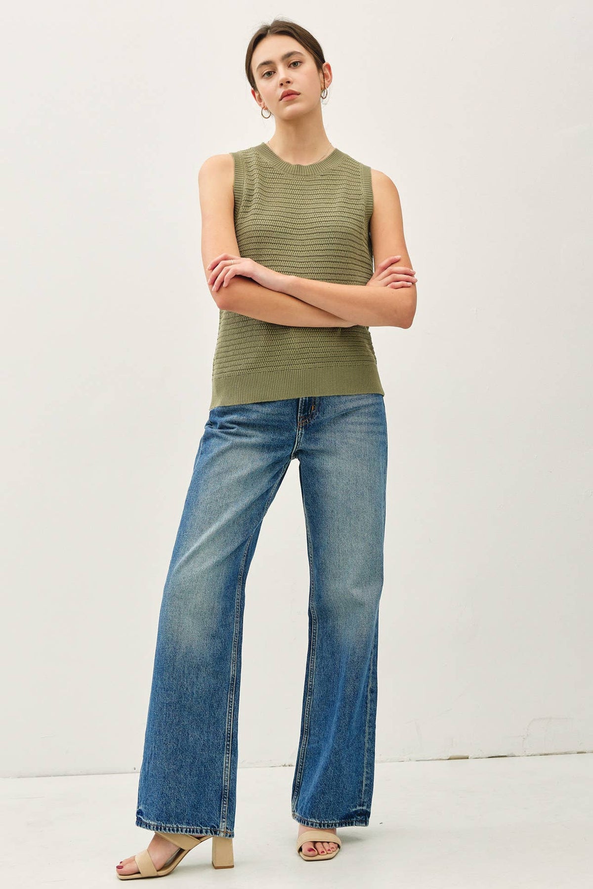 ROUND NECK RELAXED FIT RIB SWEATER TANK