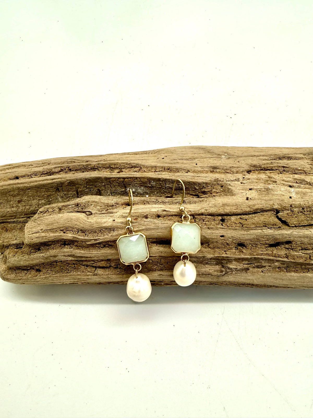 Earring Square Citrus Halo Glass w/Freshwater Pearl Gold