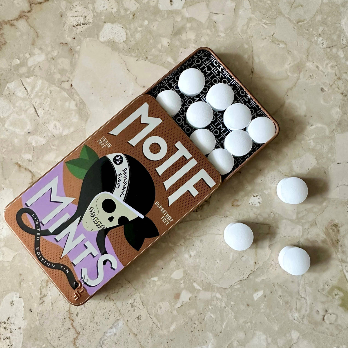 Motif Nostalgic Vibes - pk 36