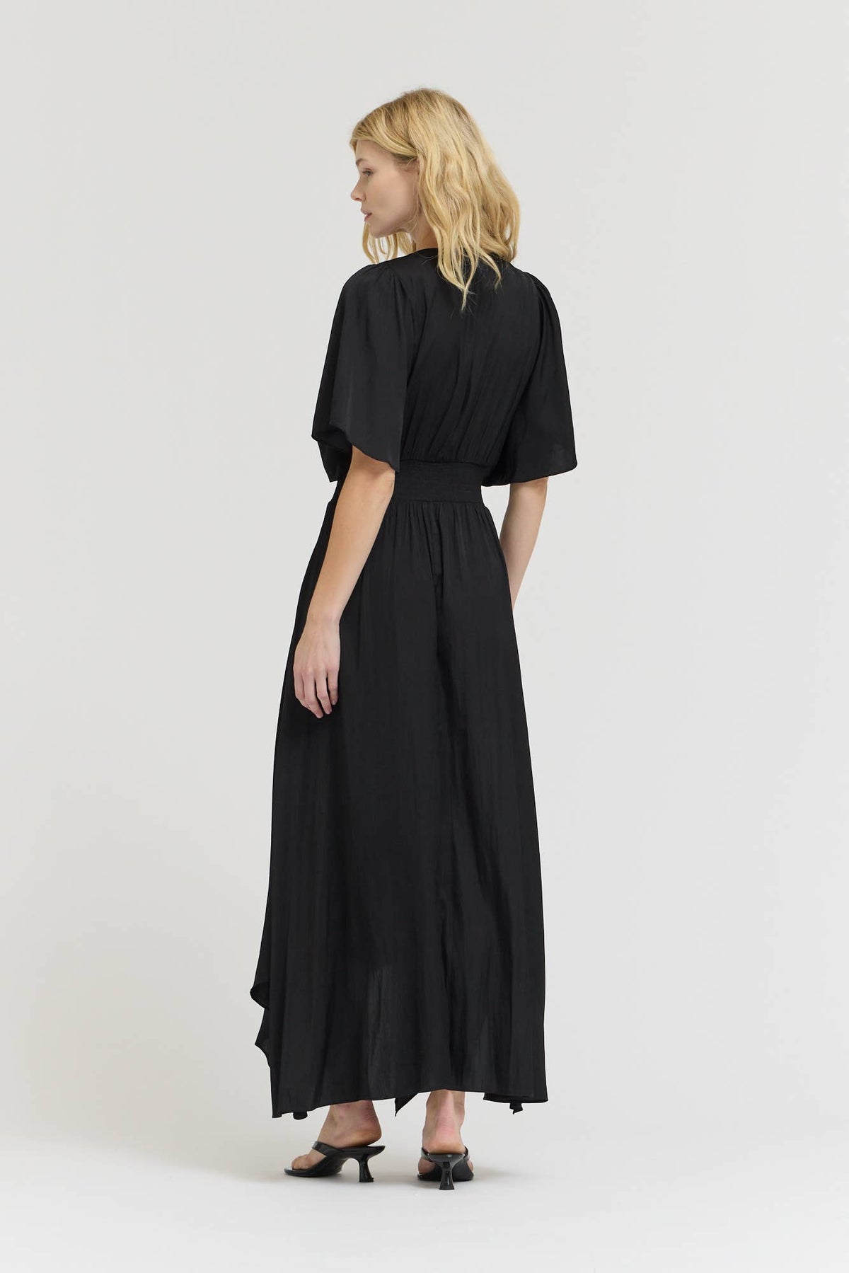  UNBALANCED SKIRT MAXI DRESS